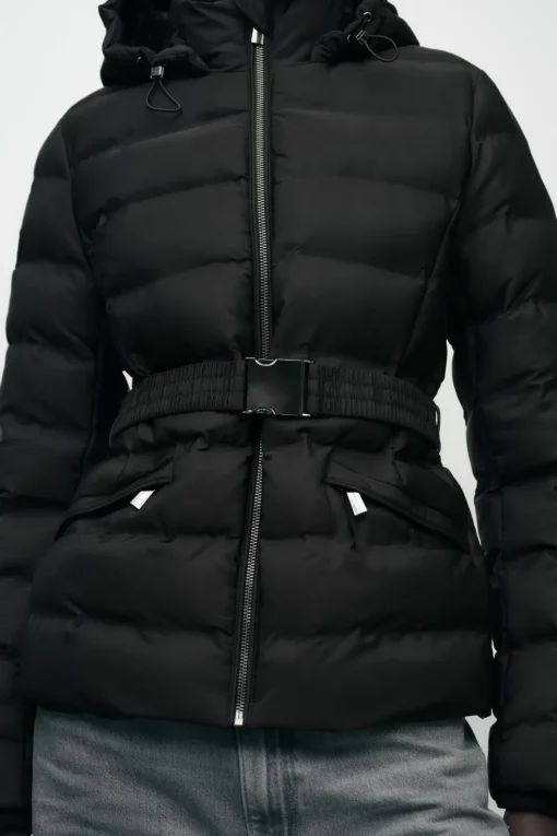 ANORAK CINTURÓN CAPUCHA WATER AND WIND PROTECTION