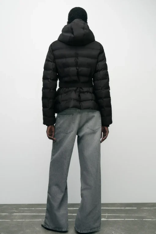 ANORAK CINTURÓN CAPUCHA WATER AND WIND PROTECTION