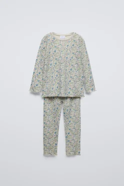 6-14 AÑOS/PIJAMA FLORECITAS