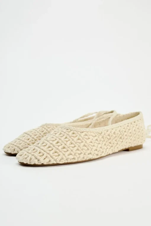 BAILARINA ATADA CROCHET
