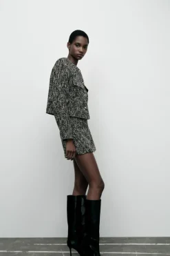 BLAZER CORTA ESTRUCTURA