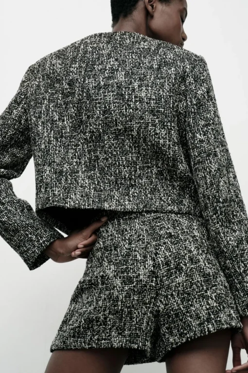 BLAZER CORTA ESTRUCTURA