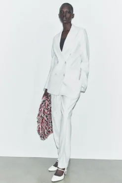 BLAZER CRUZADA BOTONES ZW COLLECTION