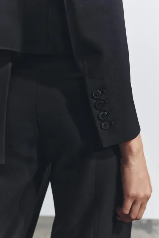 BLAZER ENTALLADA CON LANA ZW COLLECTION