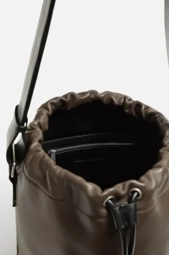 BOLSO BUCKET PIEL X NANUSHKA