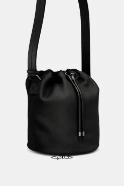 BOLSO BUCKET X NANUSHKA