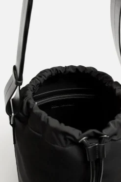 BOLSO BUCKET X NANUSHKA