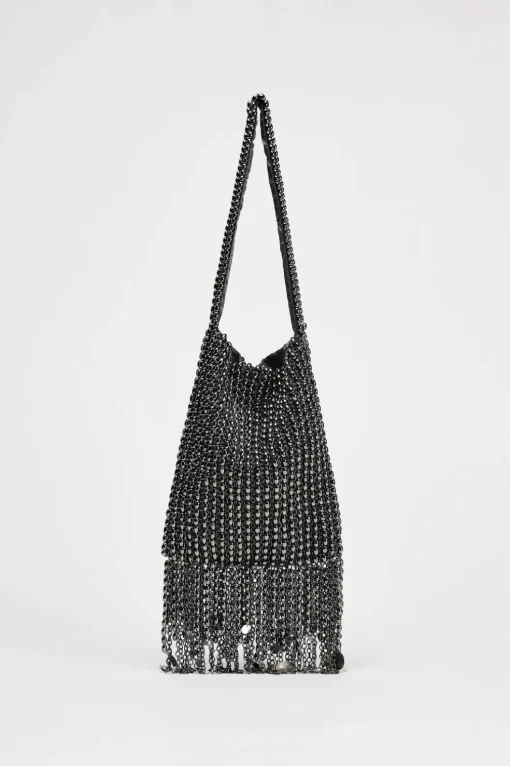 BOLSO DE HOMBRO APLIQUES METÁLICOS