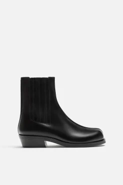 BOTA CHELSEA PIEL X NANUSHKA
