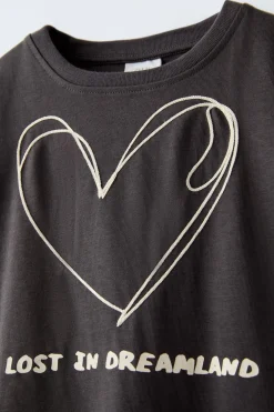 CAMISETA BORDADOS CORDONES