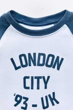 CAMISETA VARSITY