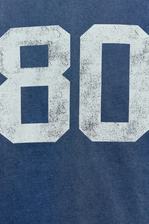 CAMISETA VARSITY EFECTO LAVADO