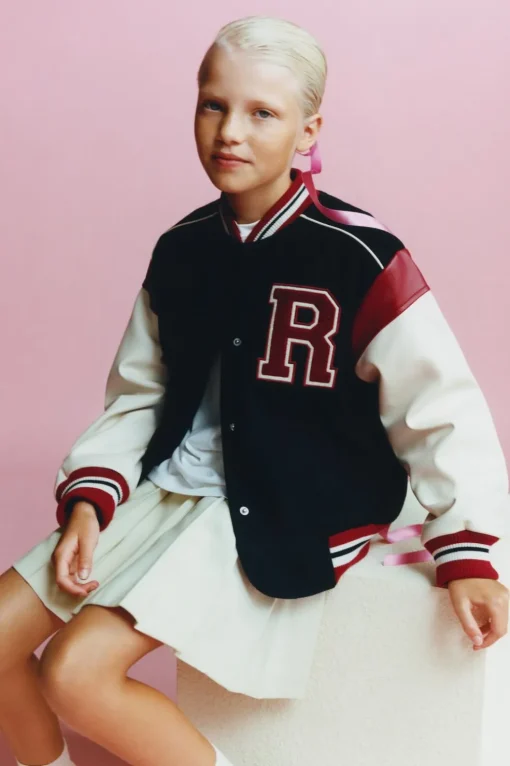 CAZADORA BOMBER VARSITY