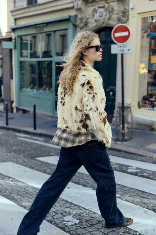 CHAQUETA EFECTO PELO ESTAMPADO ANIMAL