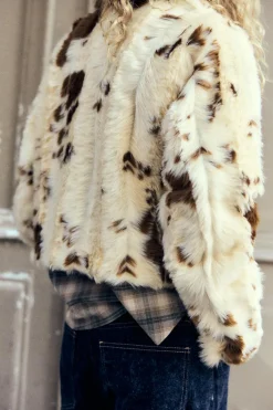 CHAQUETA EFECTO PELO ESTAMPADO ANIMAL