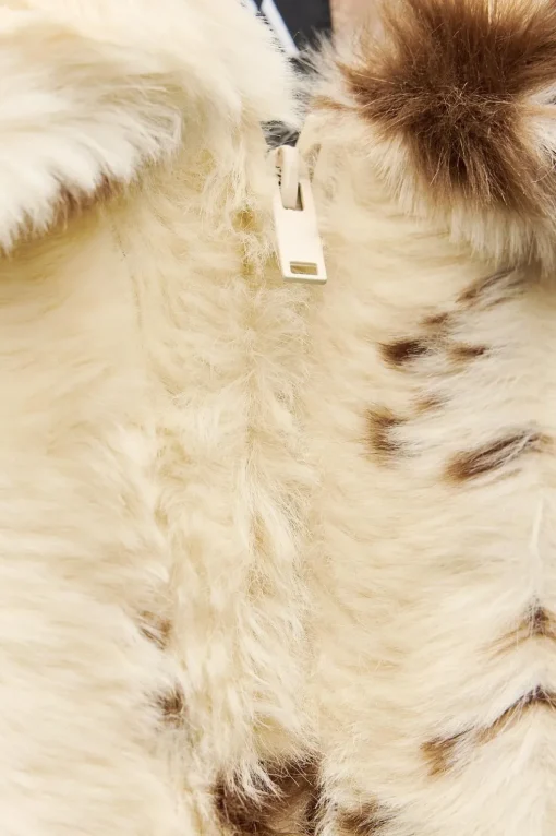 CHAQUETA EFECTO PELO ESTAMPADO ANIMAL
