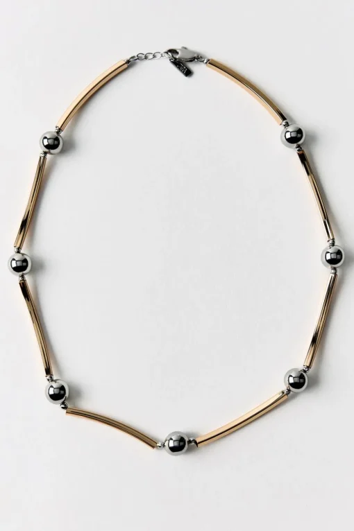 COLLAR PIEZAS METÁLICAS