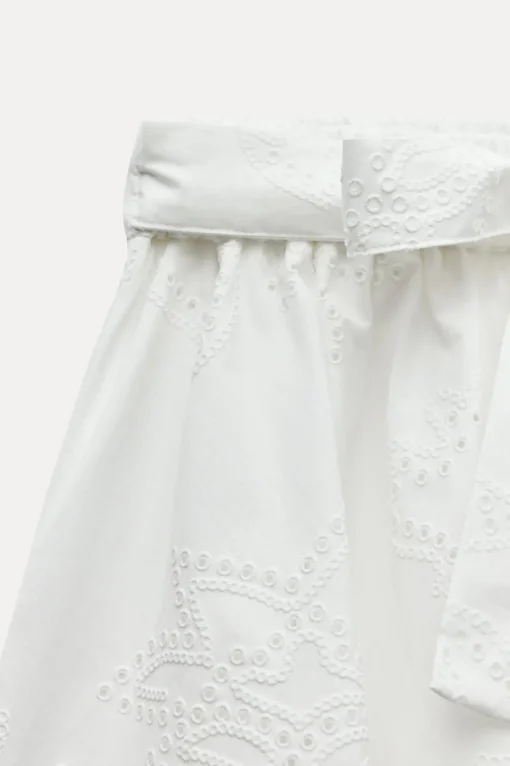 FALDA PANTALÓN BORDADOS ENGOMADOS