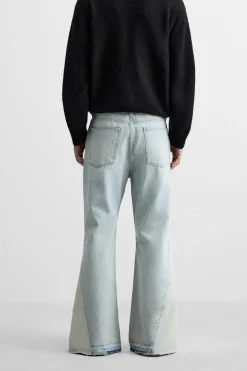 JEANS FLARED FIT