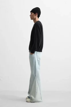 JEANS FLARED FIT