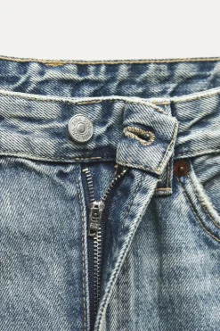 JEANS TRF RELAXED TIRO MEDIO