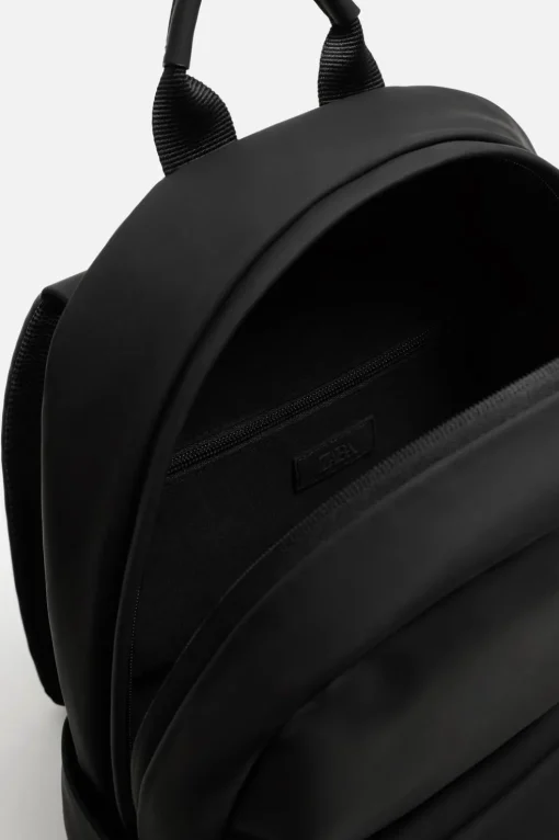 Mochila Engomada
