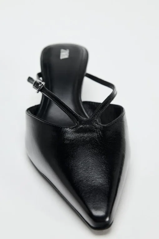 MULE TACÓN PIEL