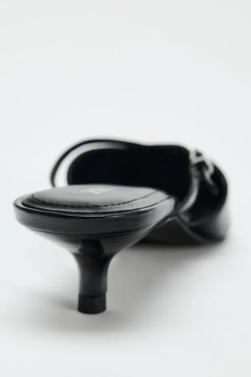 MULE TACÓN PIEL