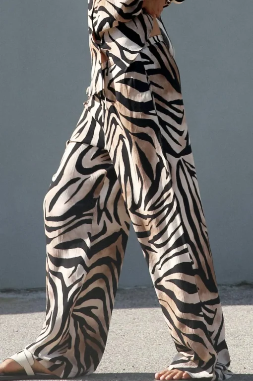 PANTALÓN ANCHO ESTAMPADO ANIMAL