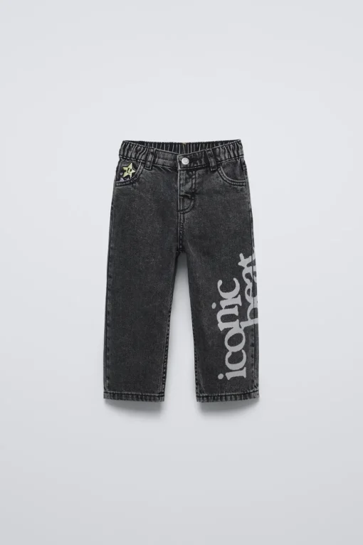 PANTALÓN DENIM TEXTO