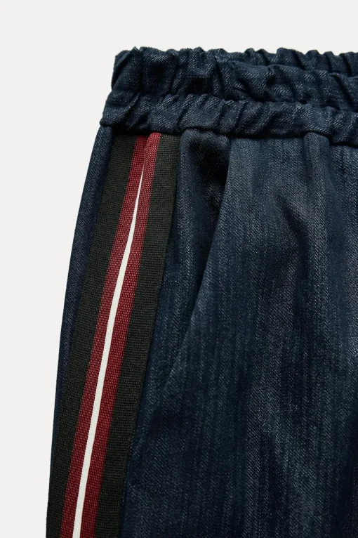 PANTALÓN EFECTO DENIM BANDA LATERAL