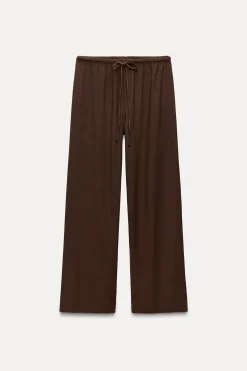 PANTALÓN RECTO FLUIDO