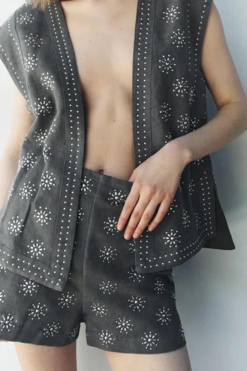 SHORTS BORDADOS CON LINO ZW COLLECTION