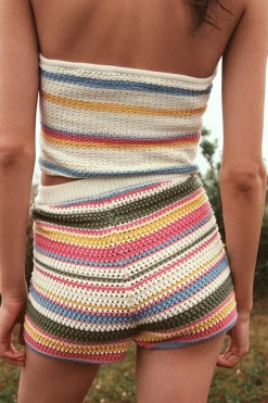 SHORTS CROCHET RAYAS