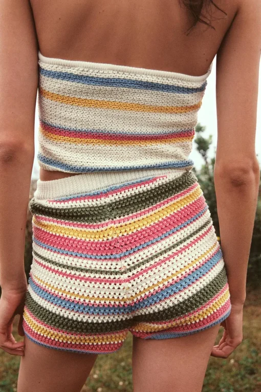 SHORTS CROCHET RAYAS
