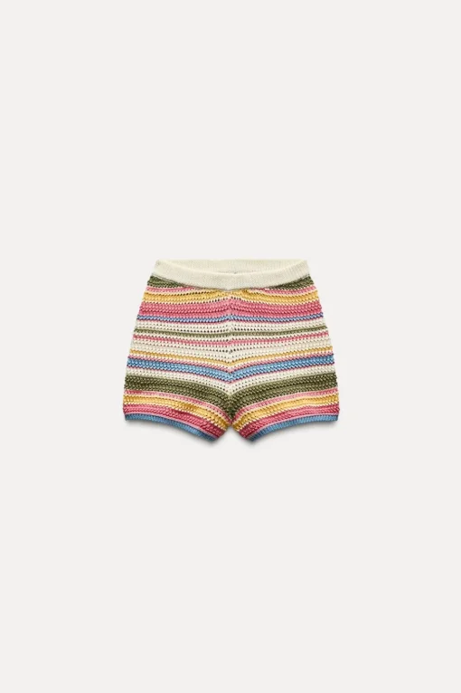 SHORTS CROCHET RAYAS