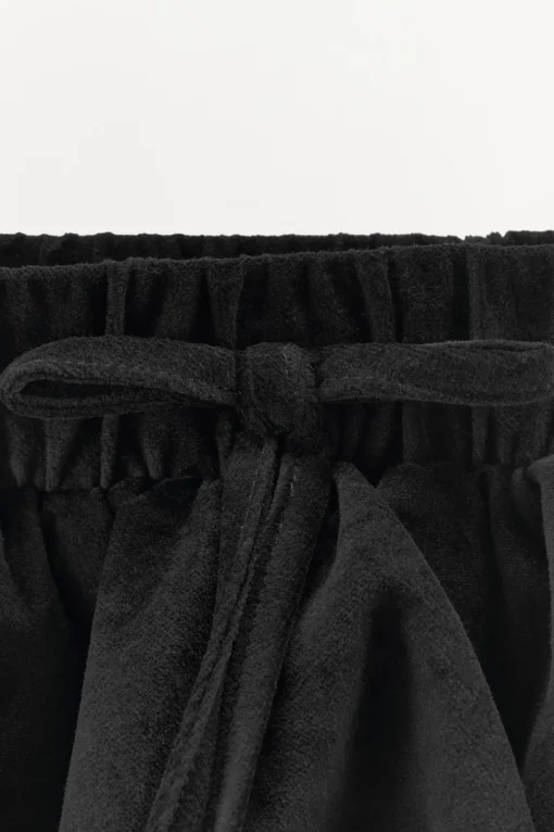 SHORTS GLOBO TERCIOPELO
