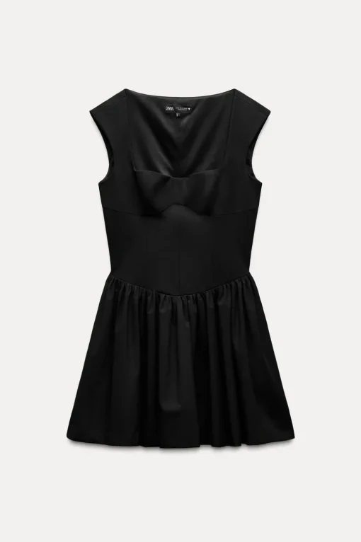 VESTIDO ESCOTE CUADRADO PLIEGUES