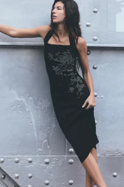 VESTIDO HALTER BRILLOS PUNTO STRETCH