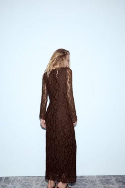VESTIDO LARGO ENCAJE