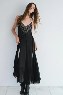 VESTIDO LENCERO ENCAJE ZW COLLECTION