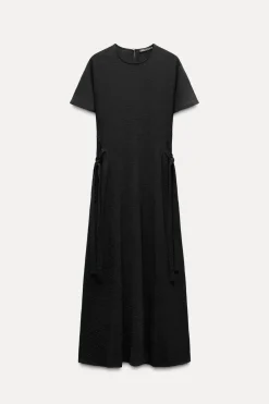 VESTIDO MIDI FLUIDO