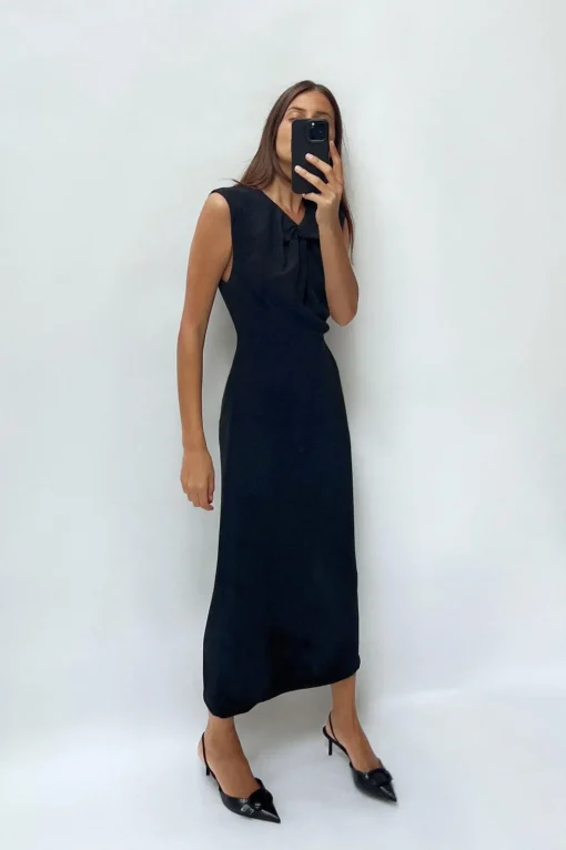 VESTIDO MIDI NUDO