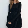 VESTIDO MINI ESTRUCTURA FLOR