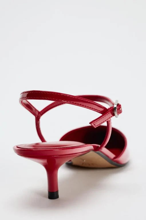 ZAPATO DESTALONADO TACÓN KITTEN ACHAROLADO