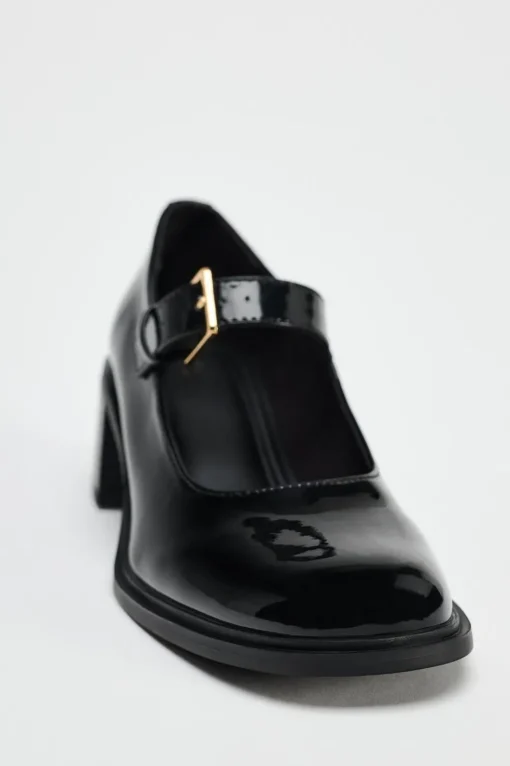 ZAPATO TACÓN EFECTO ACHAROLADO