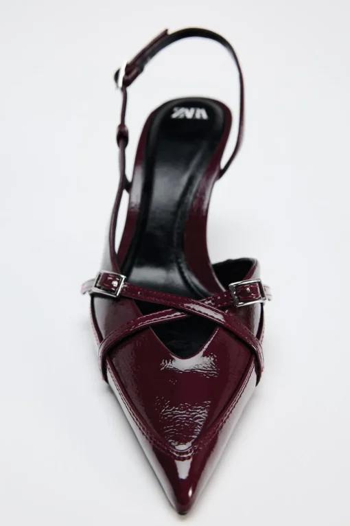 ZAPATO TACÓN TIRAS HEBILLA